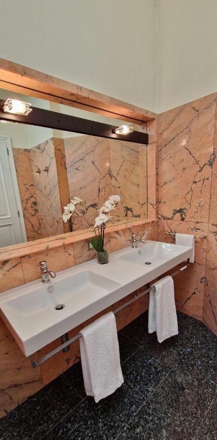 Villamara Luxury Rooms La Spezia Ngoại thất bức ảnh