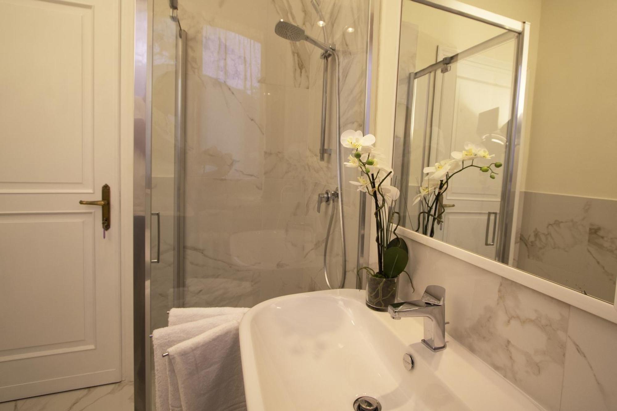 Villamara Luxury Rooms La Spezia Ngoại thất bức ảnh